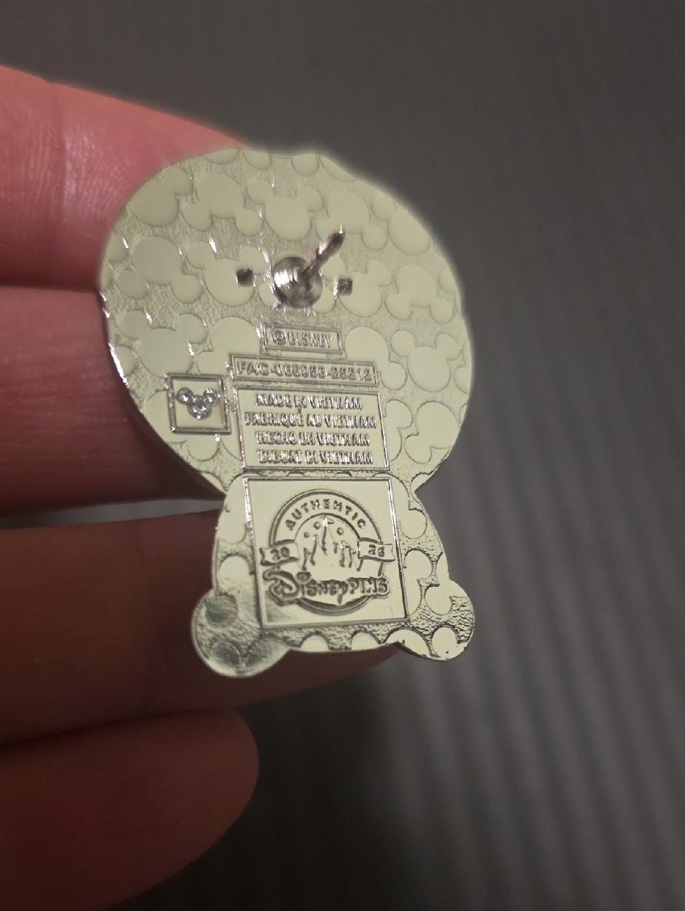 Mini Mixits Disney Pin - Picture 2 of 2